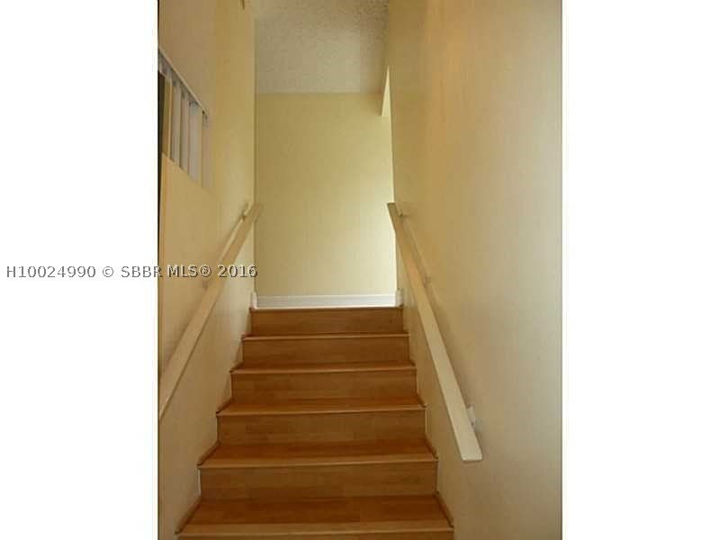 2819 N Course Dr – photo 2