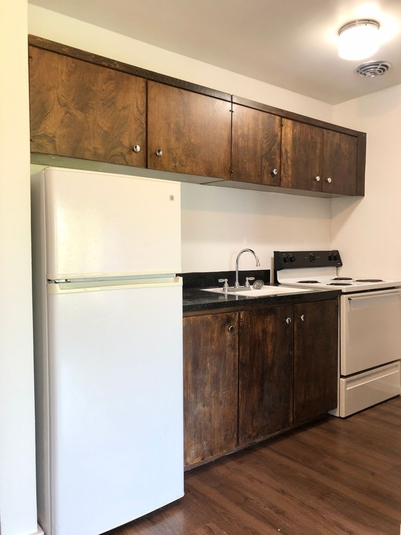 Bayview Apartments – photo 1