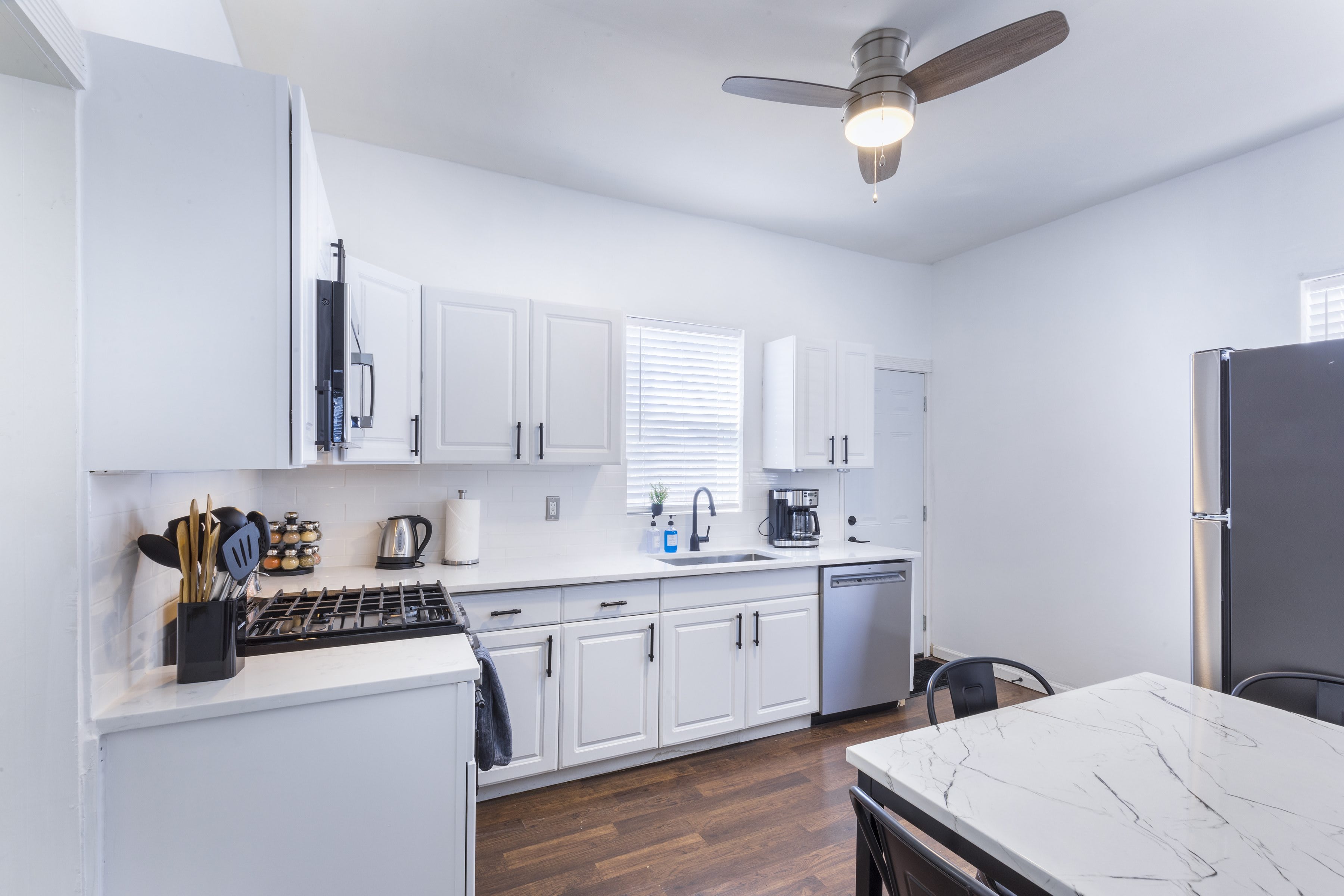 3261 Jasper Park – photo 5