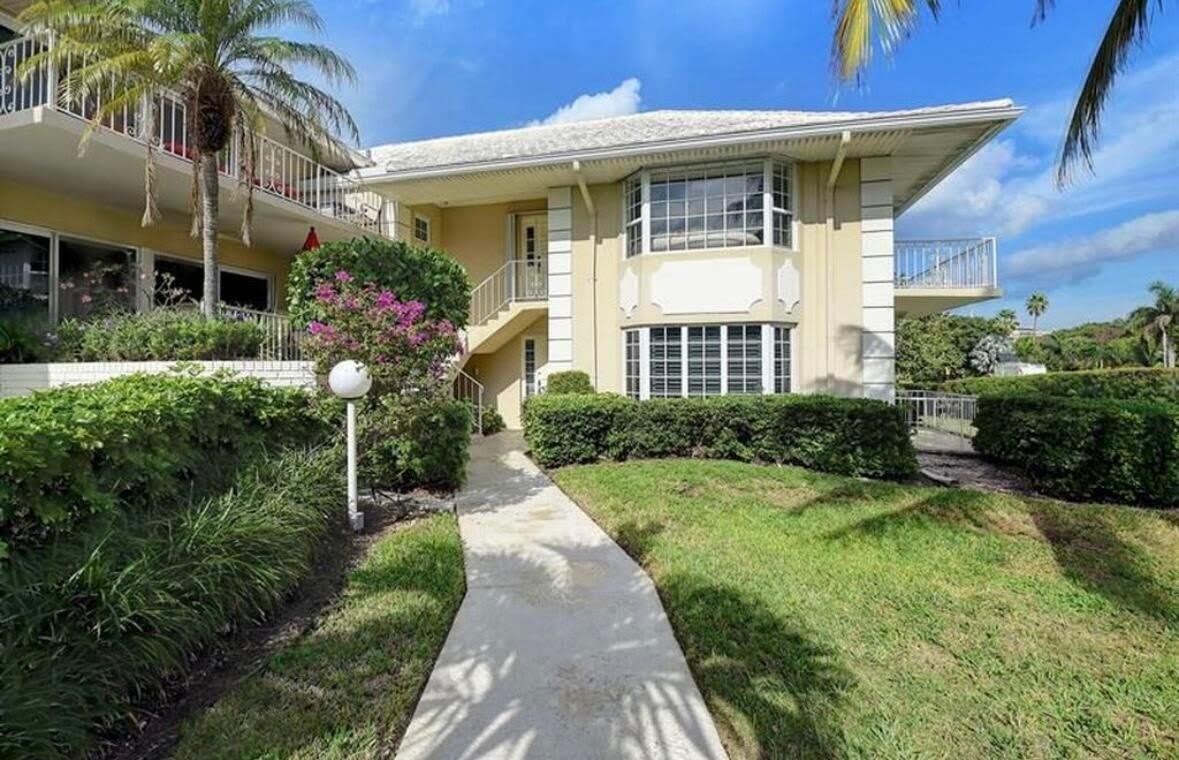 1299 S Ocean Boulevard – photo 2