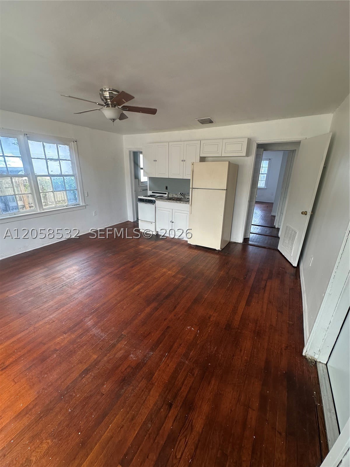 1928 Mckinley St – photo 2