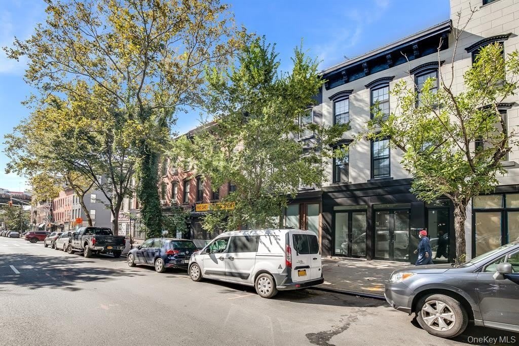 534 Court Street – photo 1