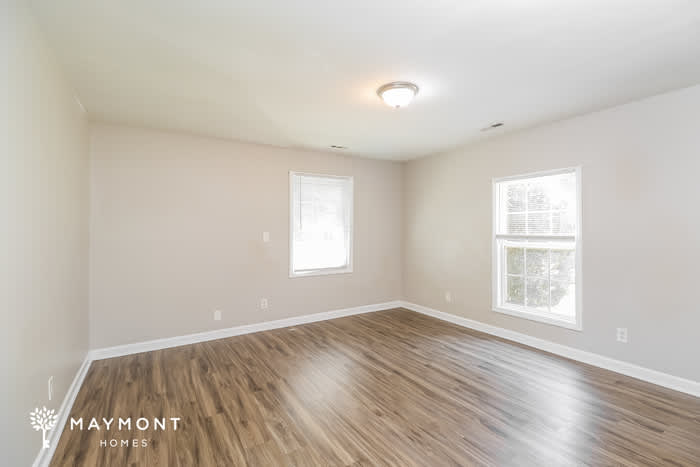 800 Milan Road East – photo 3