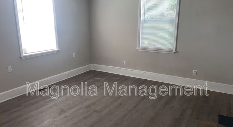 216-A Walnut St. – photo 2