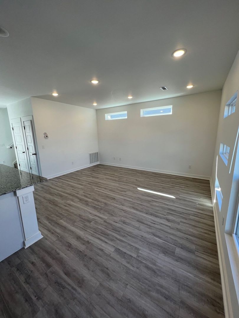 **FIRST THREE MONTHS $950.00** Featherston Village – photo 3