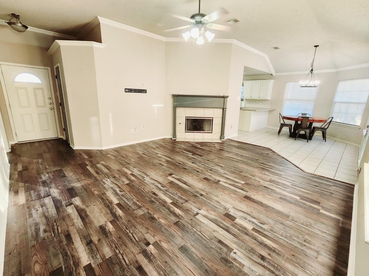 9708 Waco Avenue – photo 2