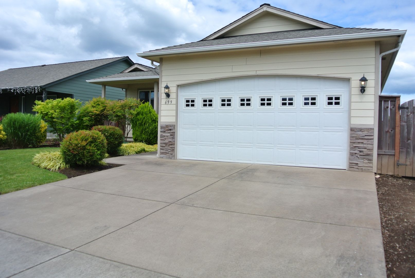 Spacious Single level Home in NE Albany – photo 1
