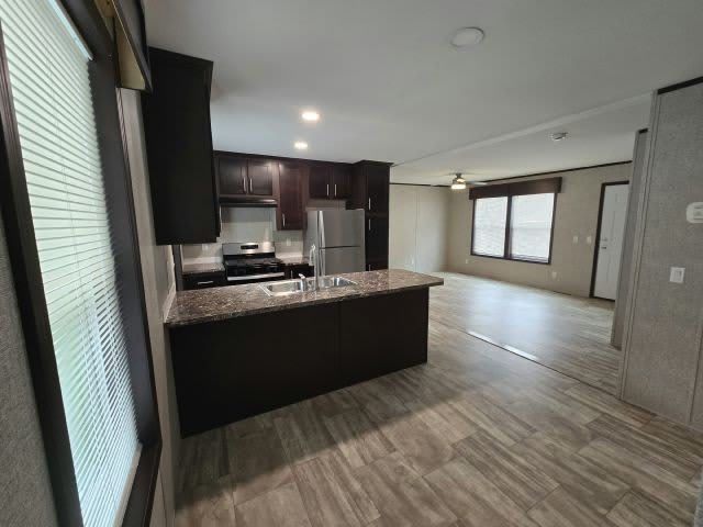 345 Bankers Drive – photo 5