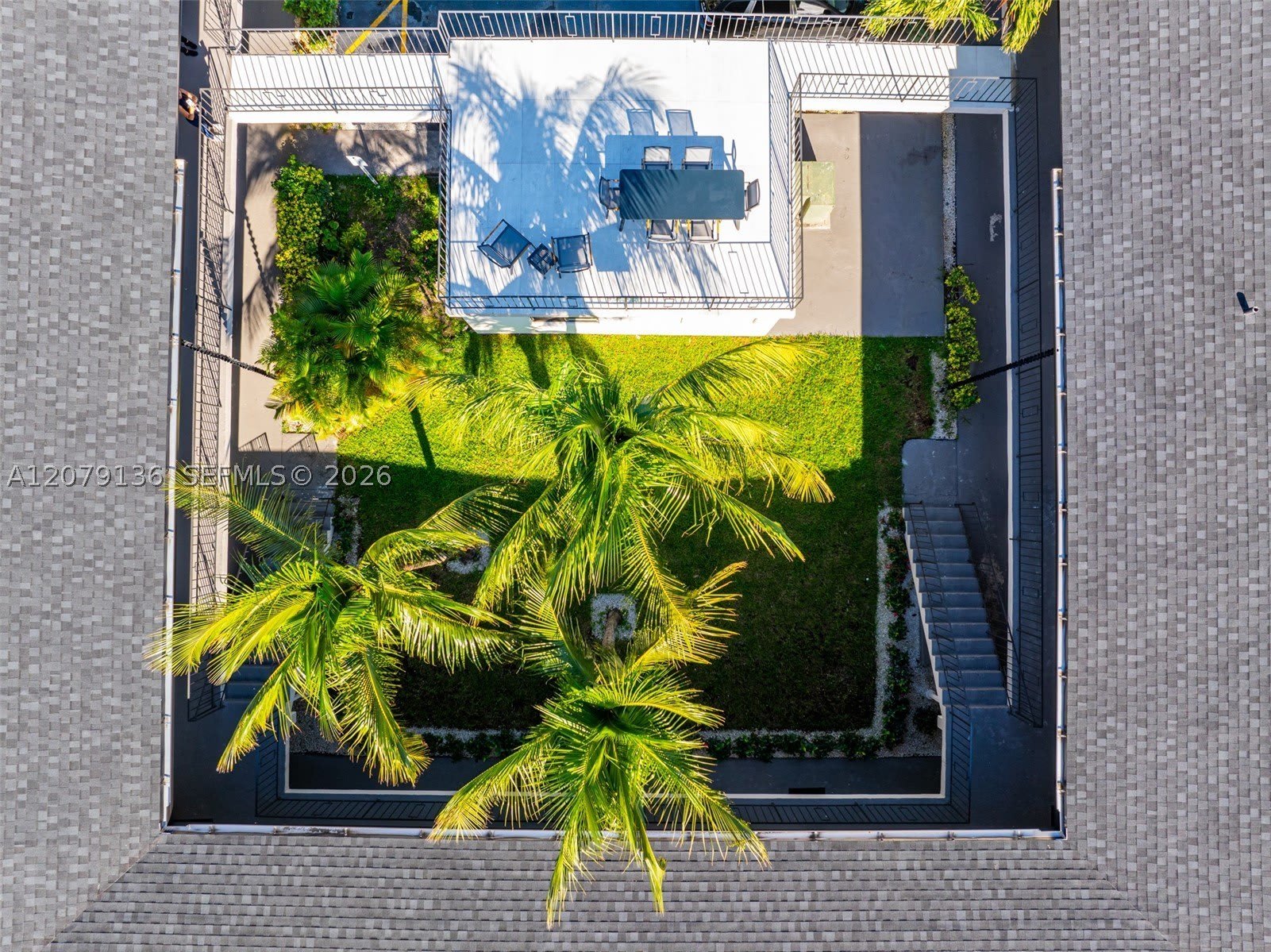 1310 W 29th St – photo 2