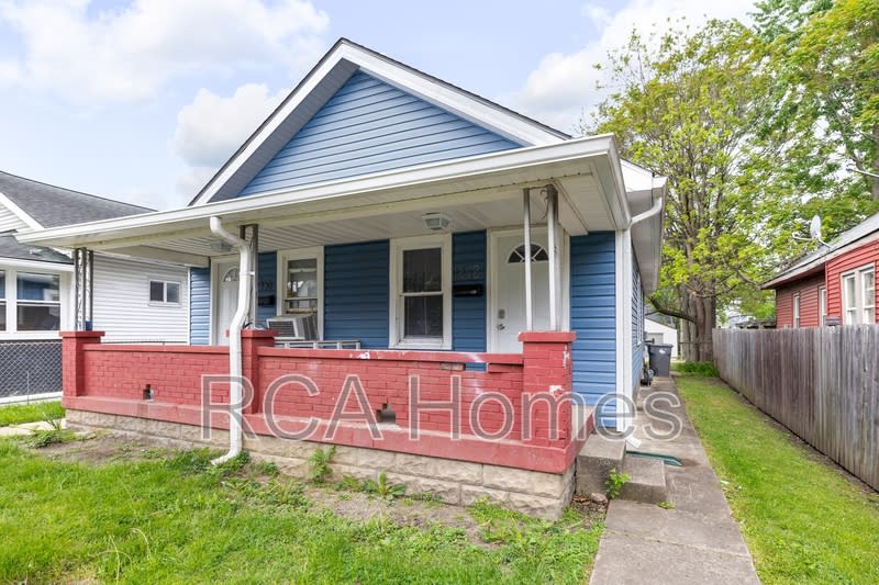 1358 North Gale Street – photo 1
