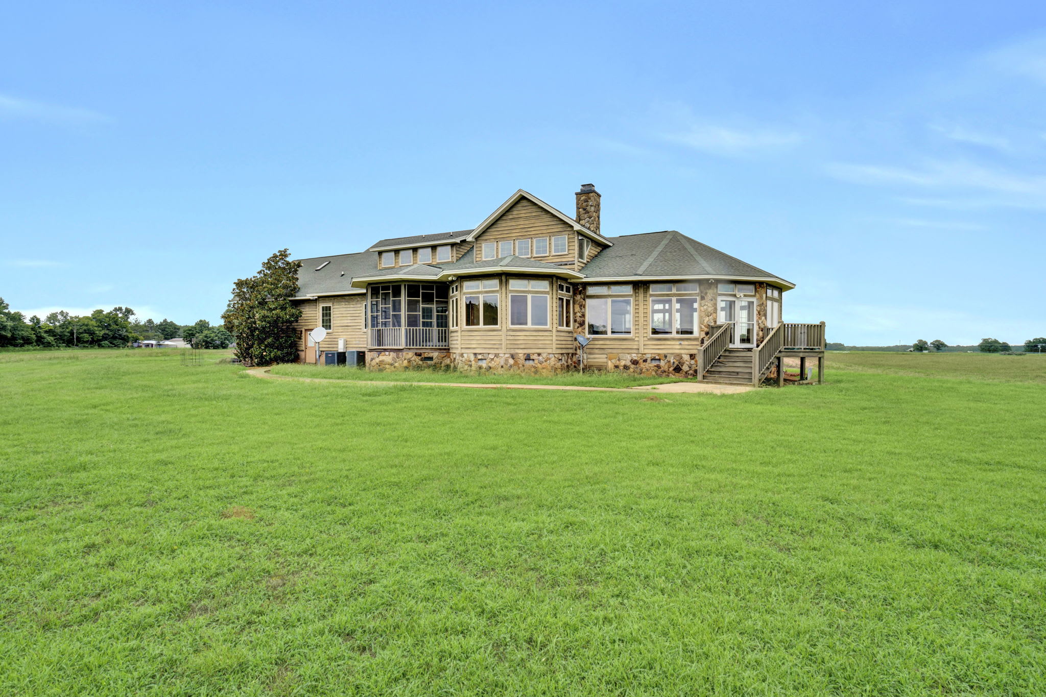 3698 Bush River Rd – photo 2