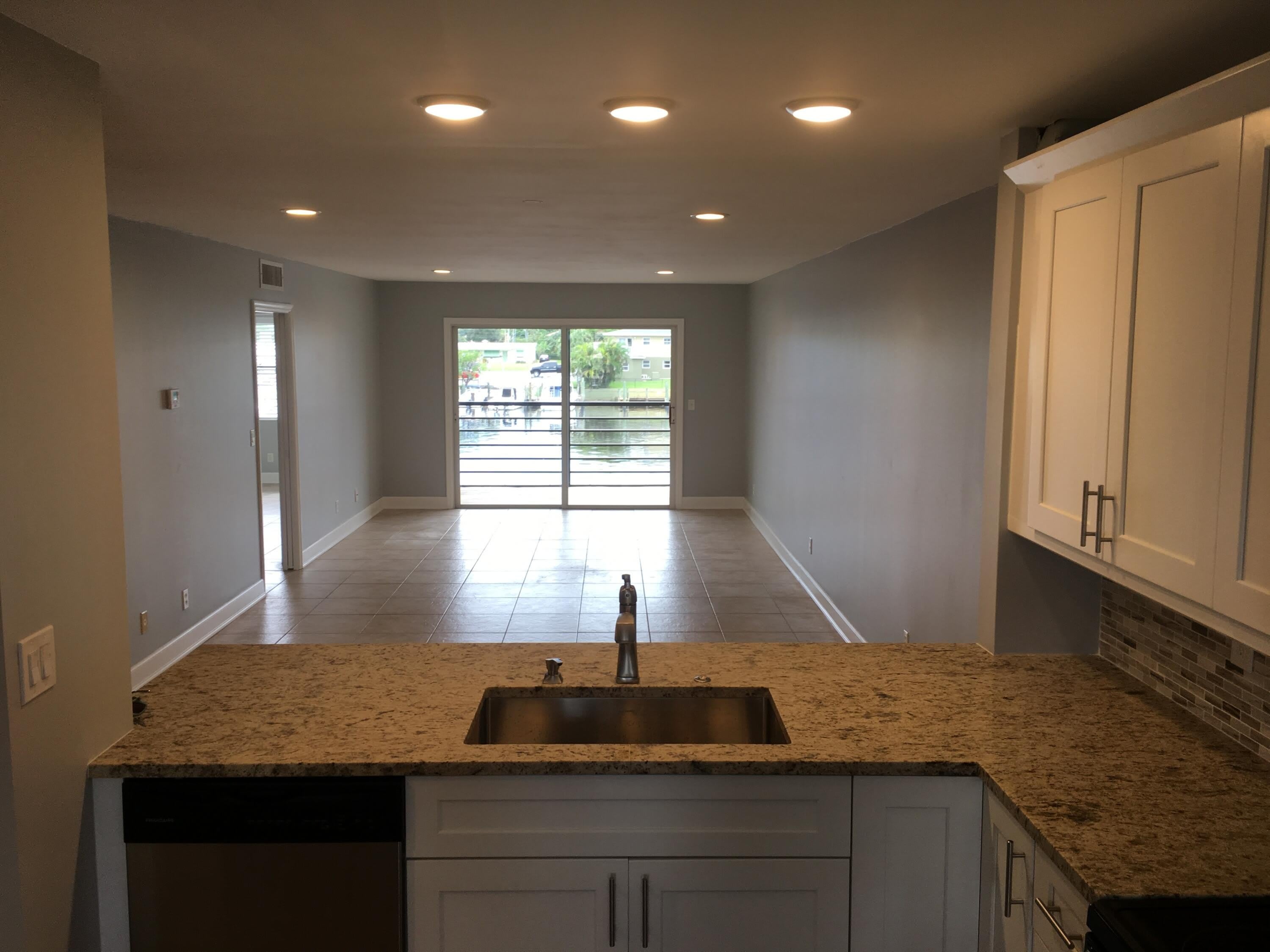 309 LAKE Circle – photo 4