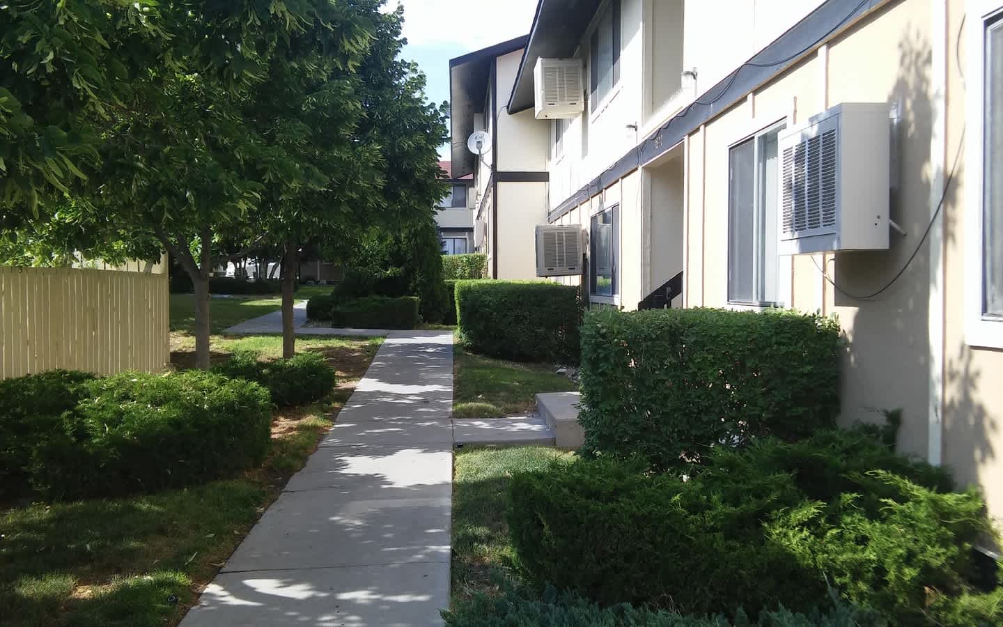 1896 Butte Street – photo 4