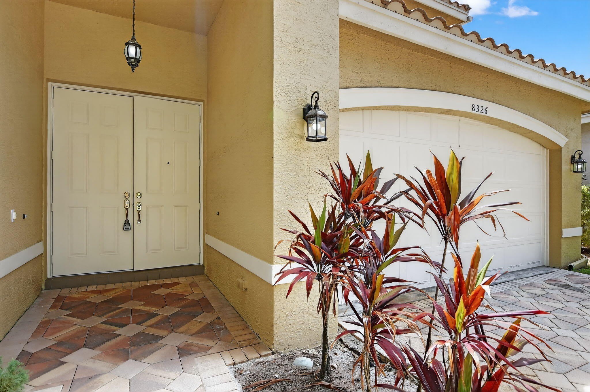 8326 Emerald Winds Circle – photo 2