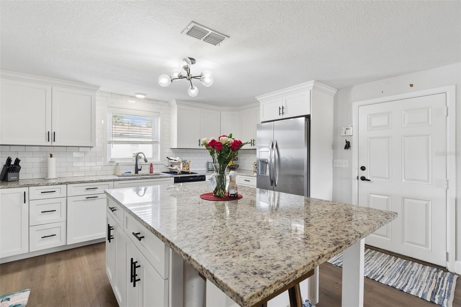 273 AVALON Road – photo 4