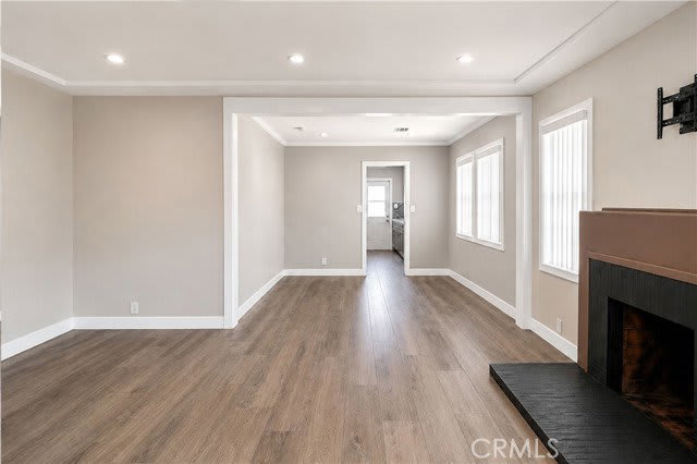2431 North Lamer Street – photo 3