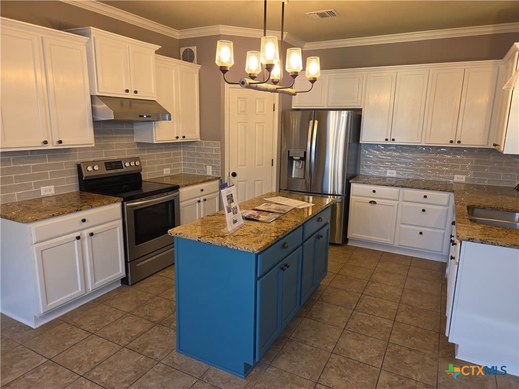 6138 Fair Hill Drive – photo 5