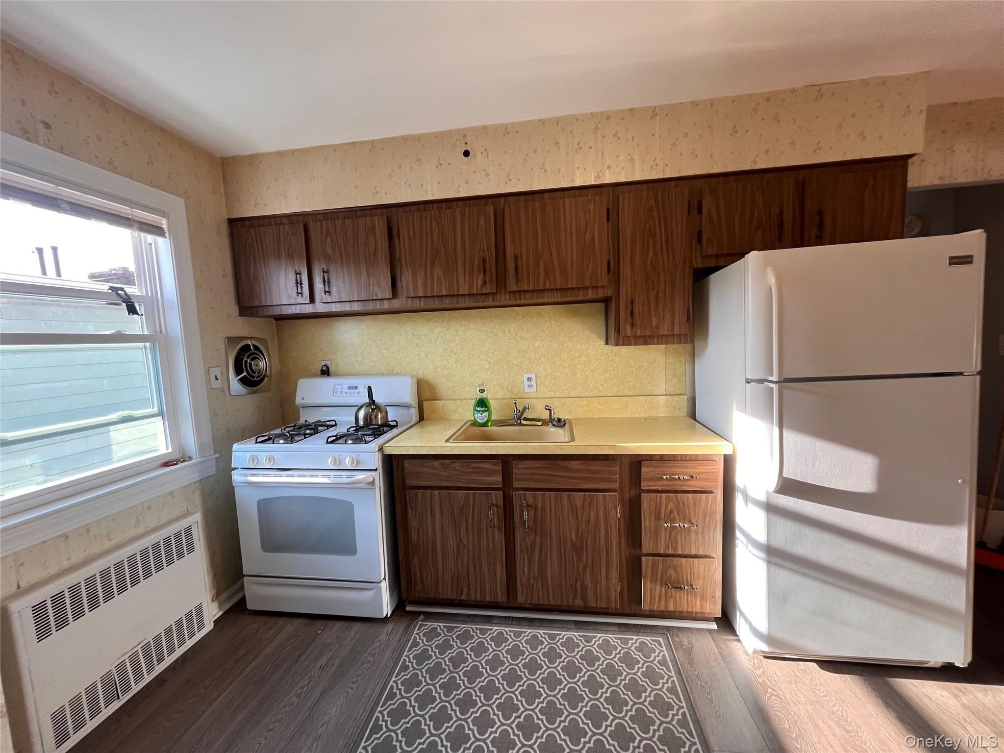 136-25 62nd Avenue – photo 5
