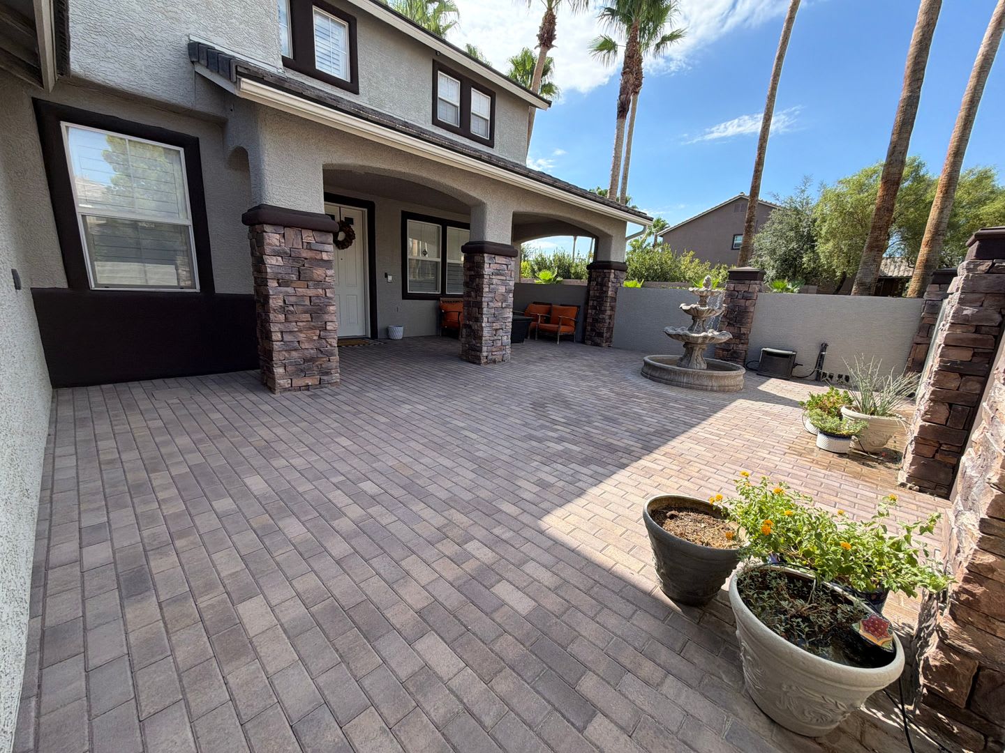 Luxury Home in Lone Mountain Classics – photo 4