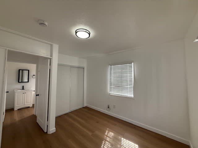1946 1 2 E 112Th St – photo 5