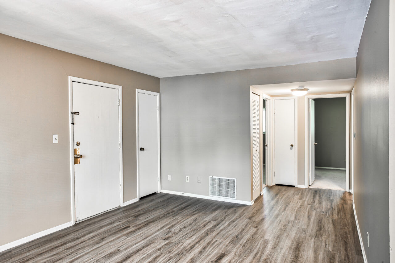 Continental Terrace Apartment Homes – photo 5