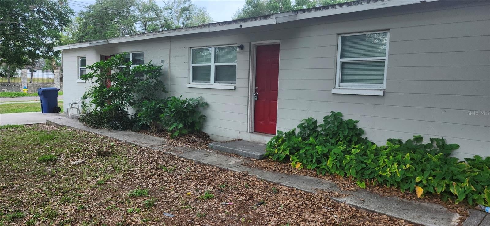 8501 N MULBERRY Street – photo 3