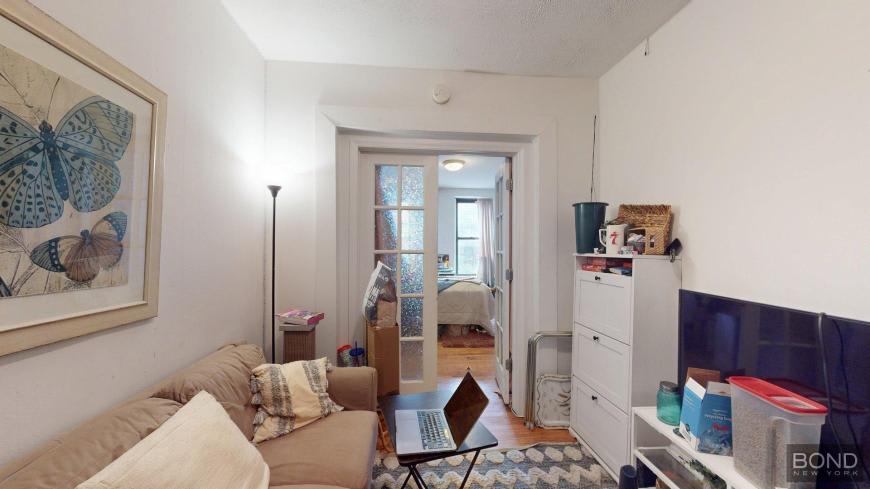 1662 First Avenue – photo 1