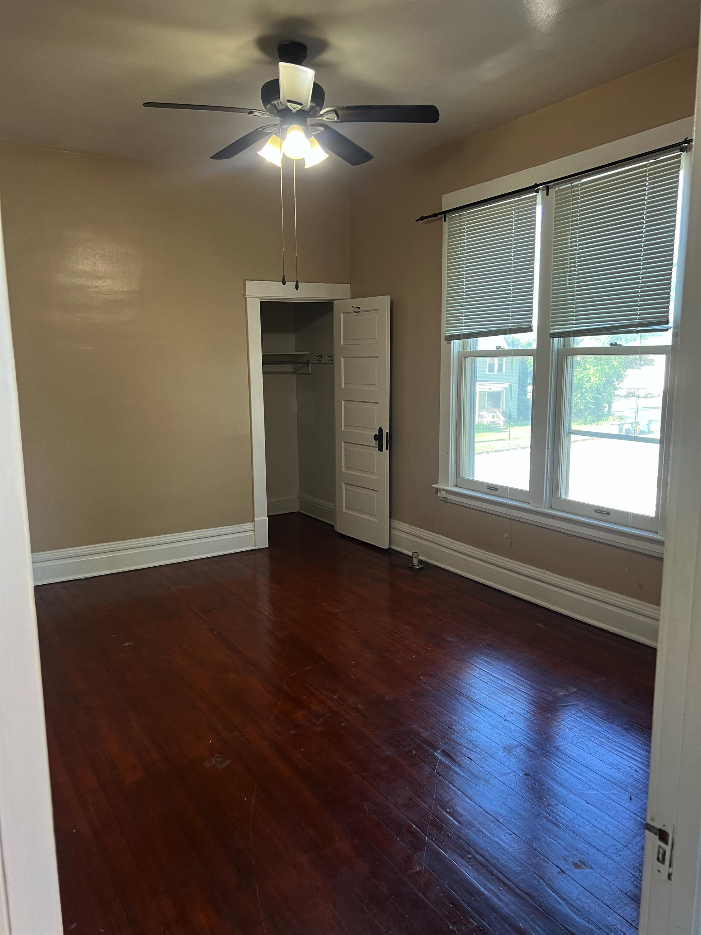 157 Michigan Ave Apt 4 – photo 2