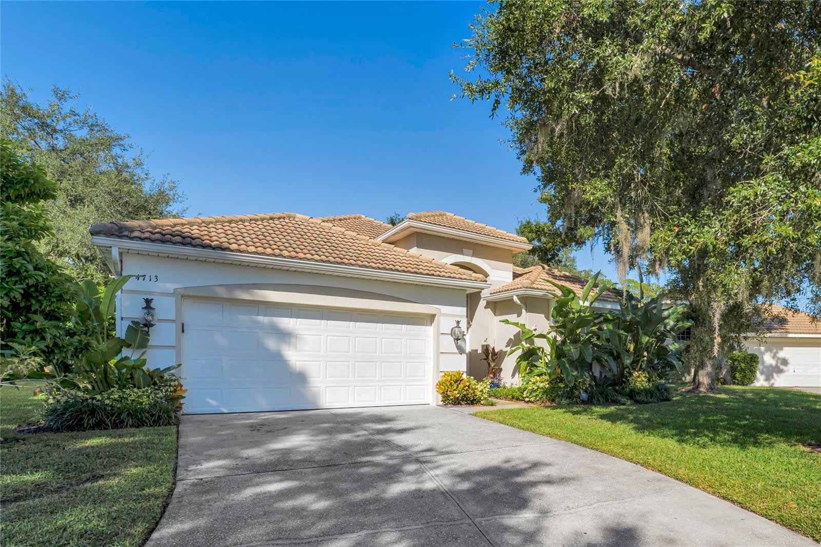 4713 WINDSOR Avenue – photo 1