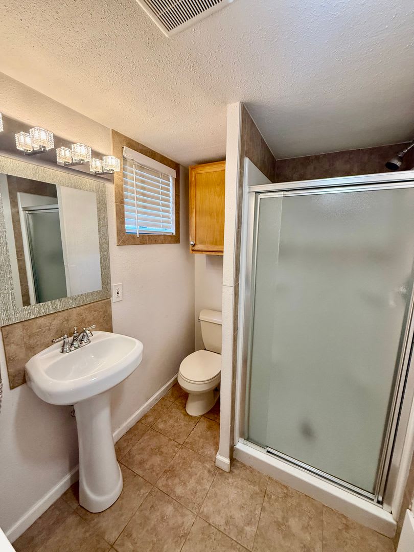 2 bedroom House Located In Central Loveland – photo 5