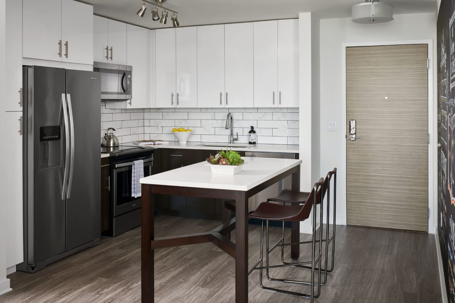 The Hue Midtown – photo 2