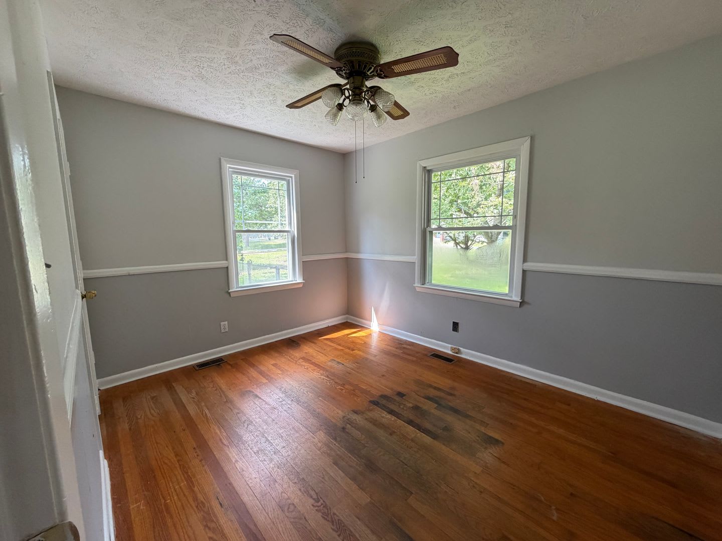 3 BEDROOM / 1 BATHROOM HOME – photo 4