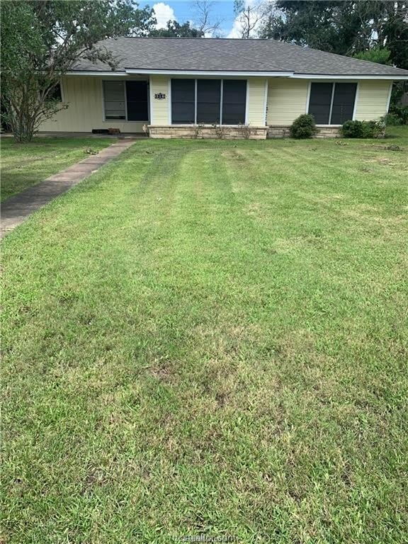 318 Fairway Drive – photo 1