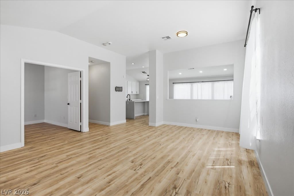 9569 Teton Diablo Avenue – photo 4