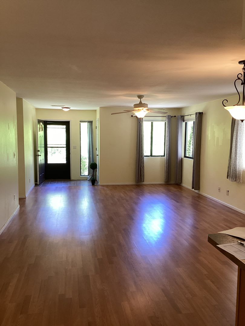 Townhome in Tanglewood Hills HOA – photo 4