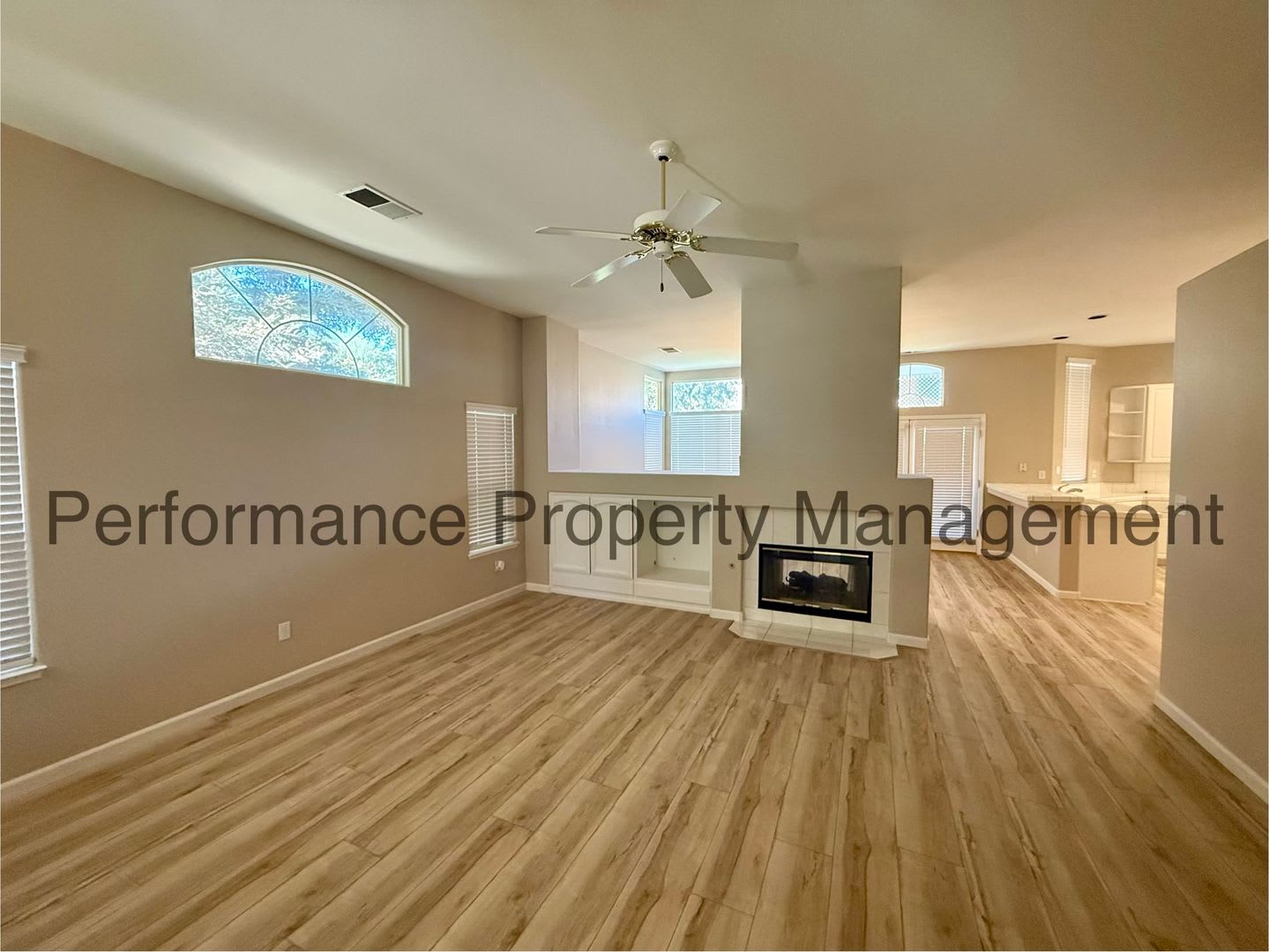 Gated 3 Bed/2 Bath Split Wing SW Bakersfield Home w/ RBP & Deposit Alternative Option – photo 3