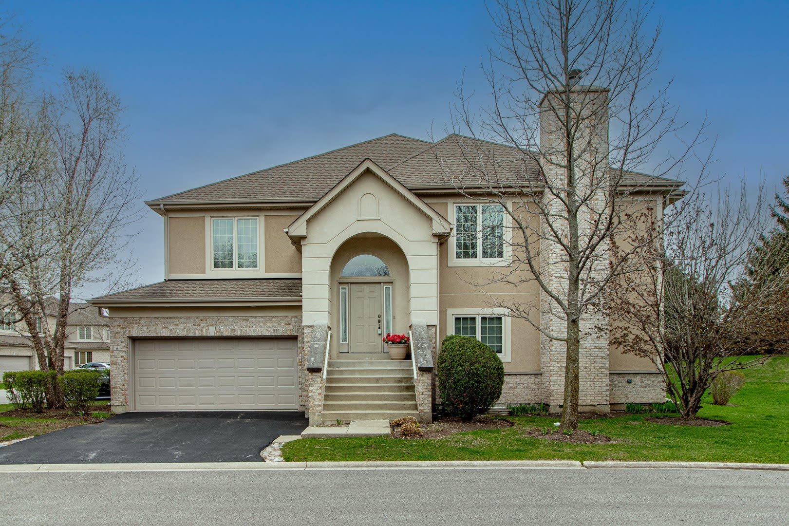 6 Beaconsfield Court – photo 1