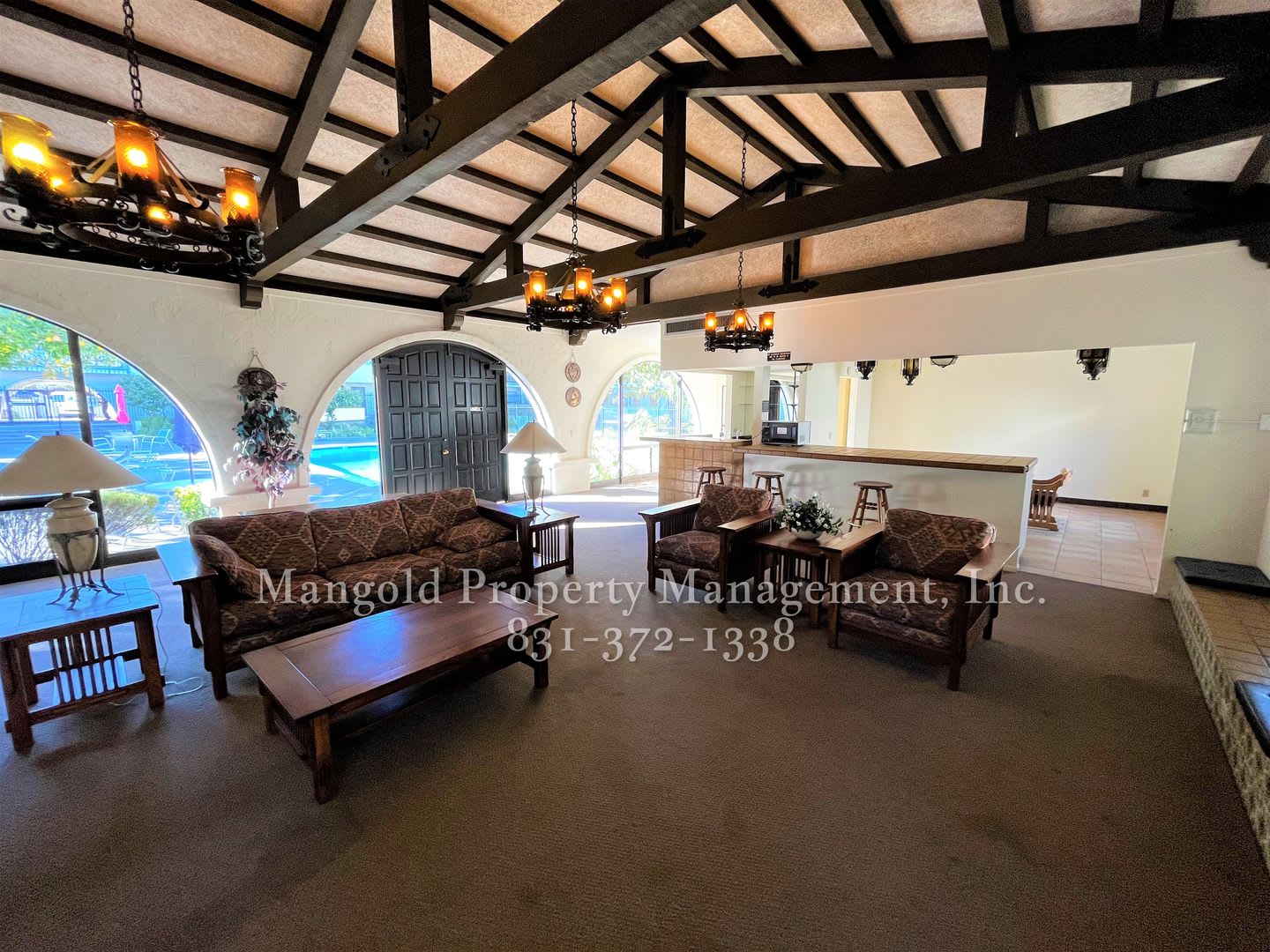 Charming Monterey Condo with Pool, Fireplace & Utilities Included – photo 2