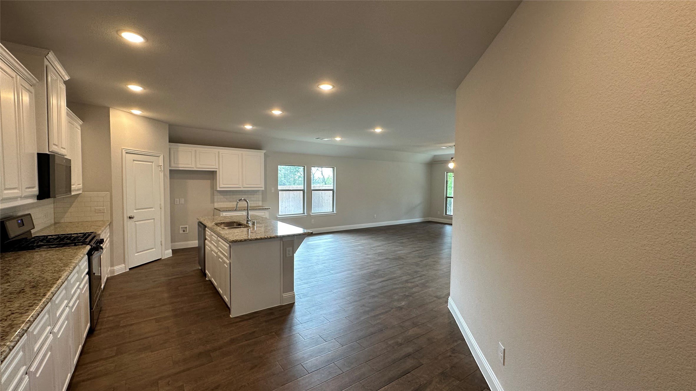 1608 Elizabeth Street – photo 4