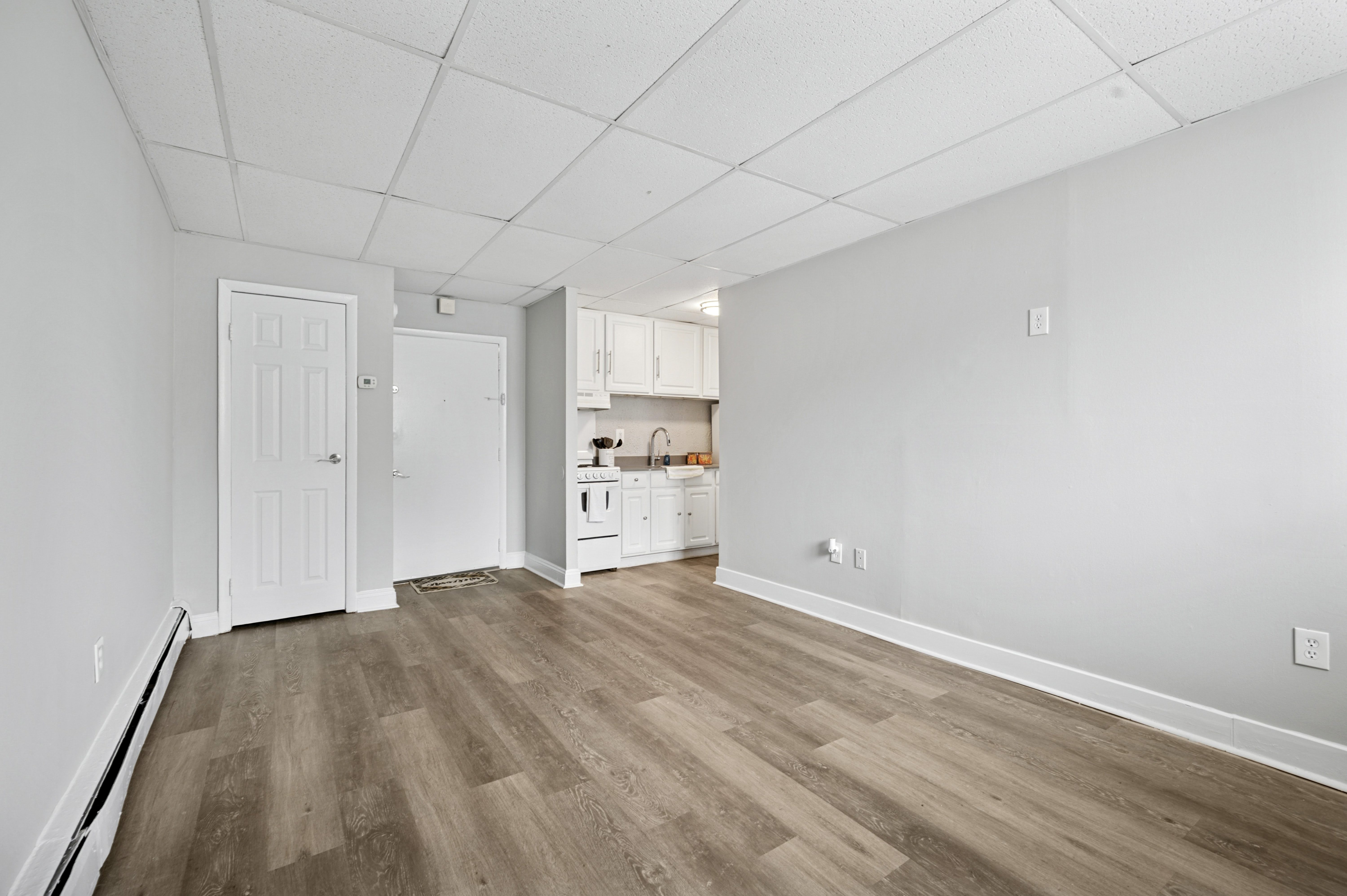 1420 Chestnut – photo 3