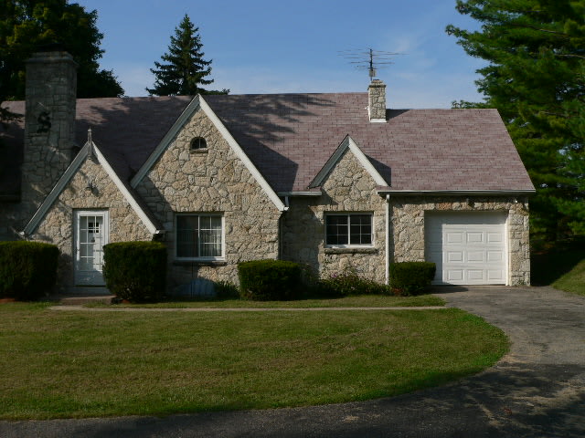 4490 Kemp Road – photo 1