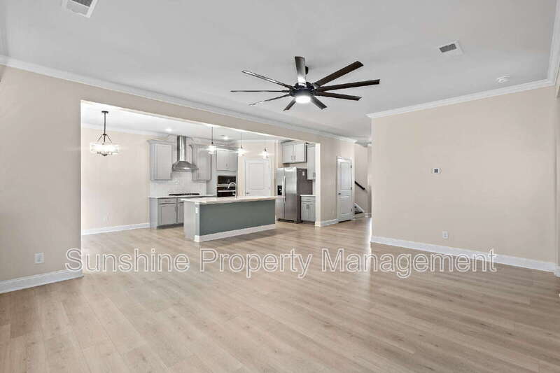 196 Royal Blackheath – photo 3