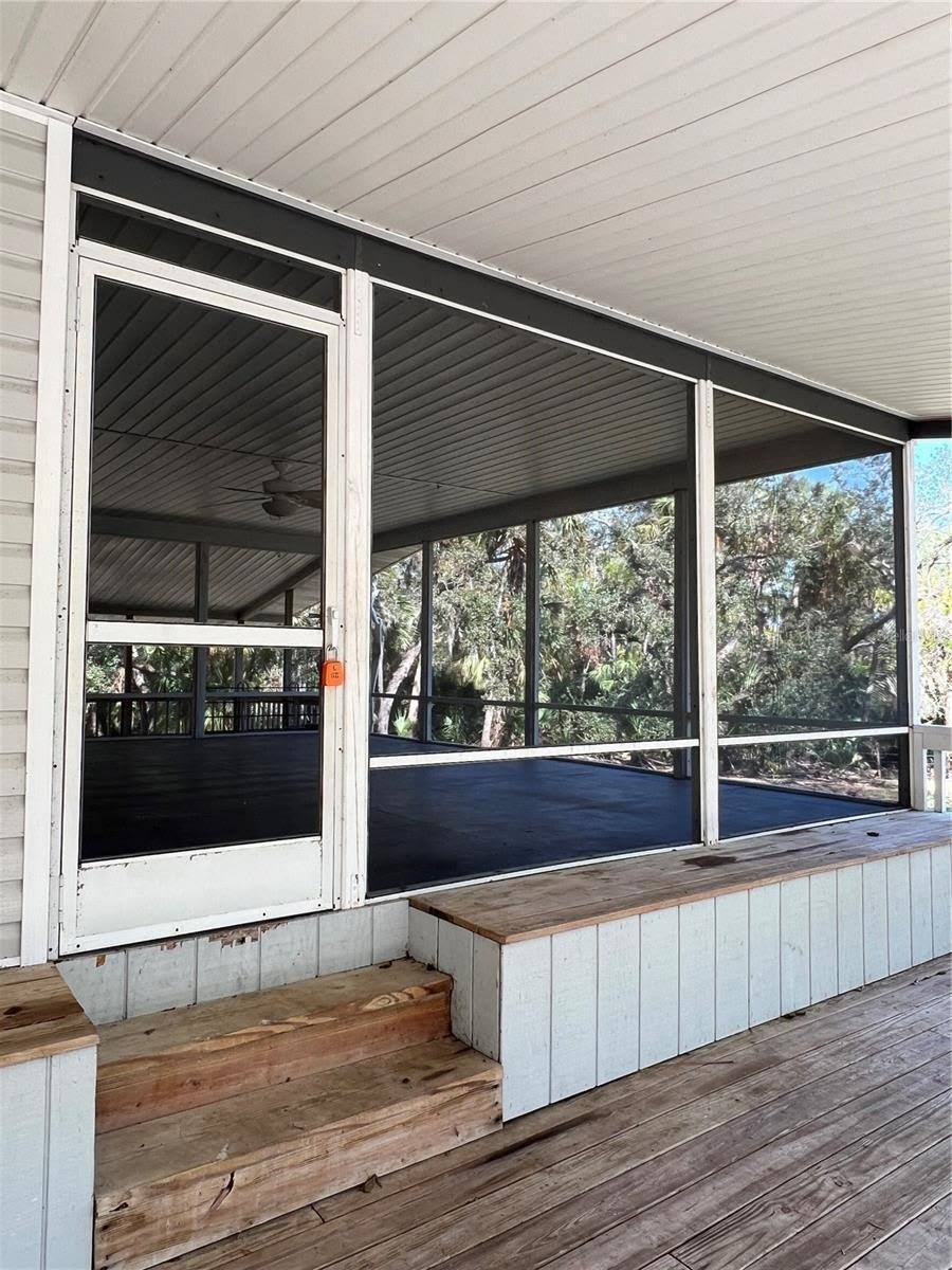 50 Palm Drive – photo 4