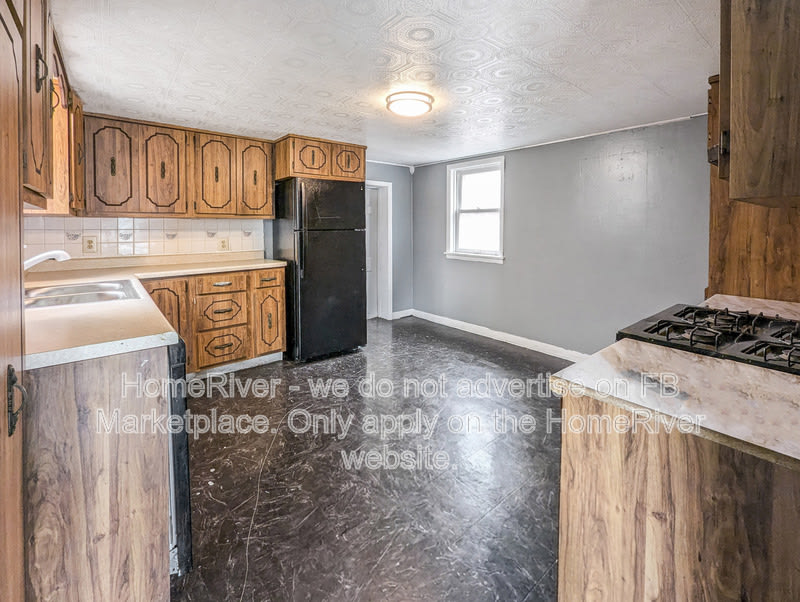 1204 Lower Meadow Ave – photo 4