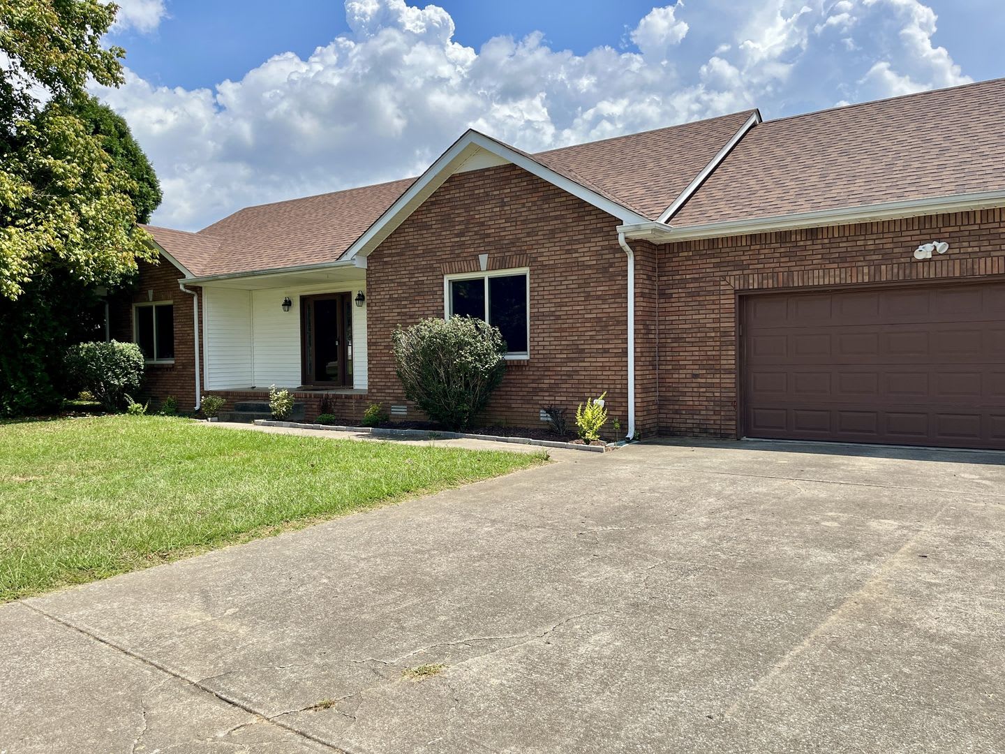 *Coming Soon* Great Ranch Home in Woodlawn! – photo 2