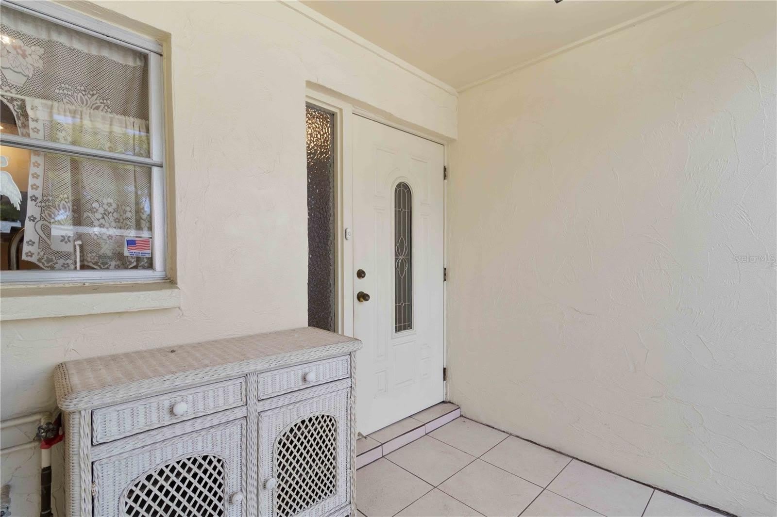 6215 GREEN VIEW Circle – photo 5