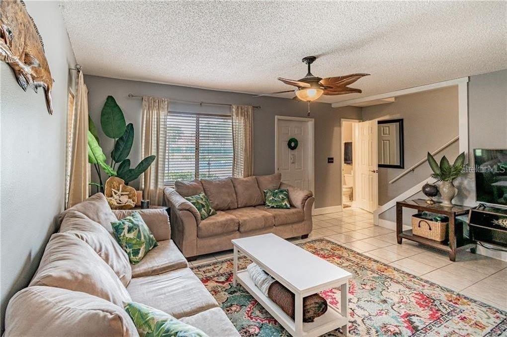1812 Bough Avenue – photo 5