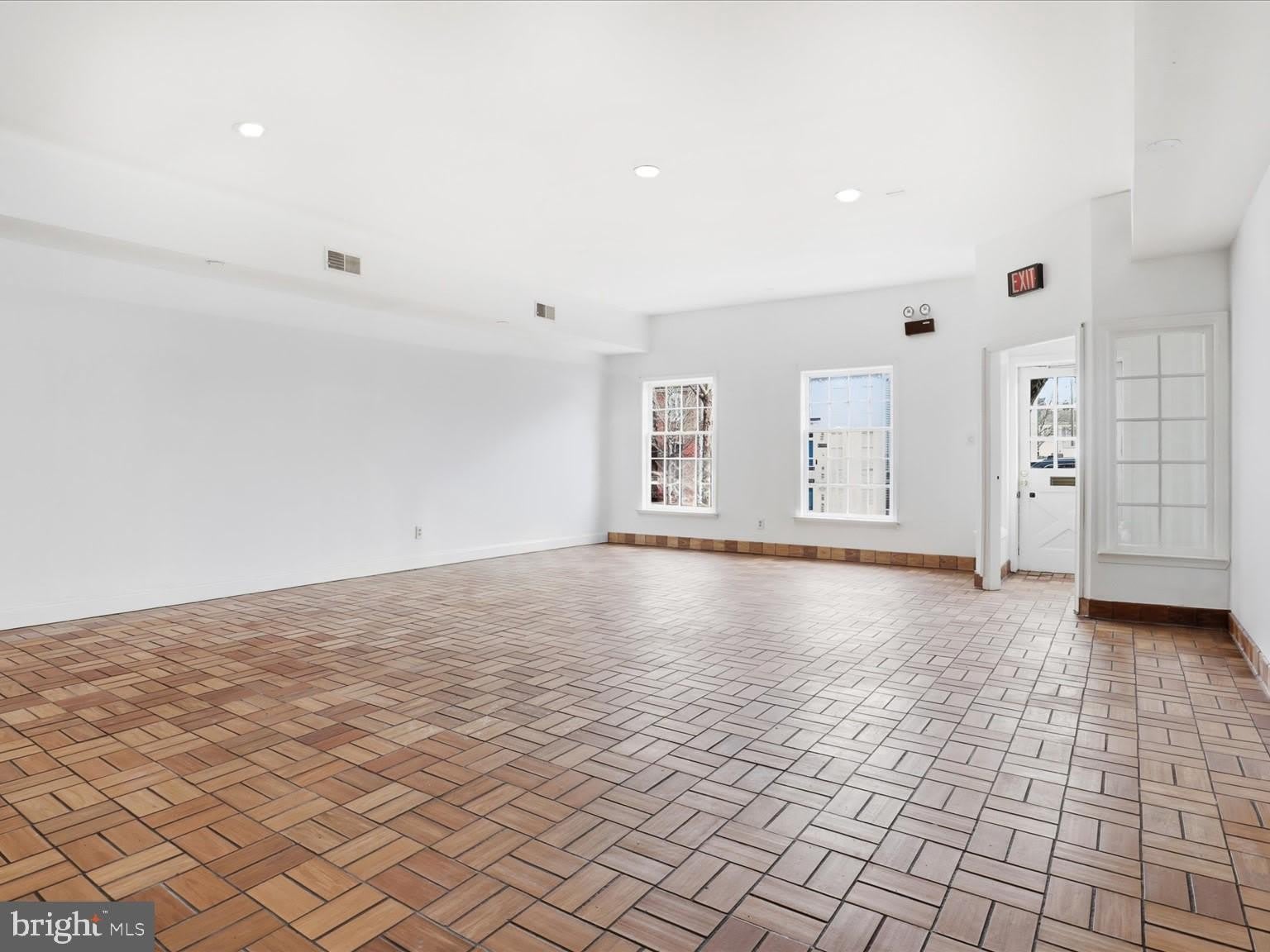 623 S WASHINGTON Street – photo 2