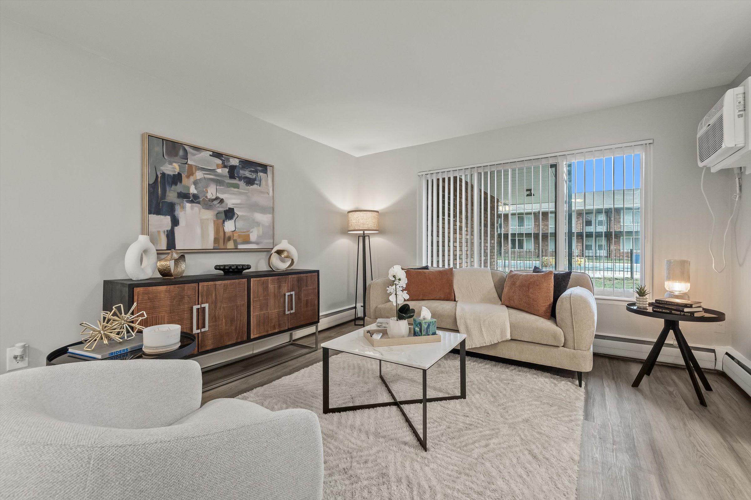 18336 Jefferson – photo 4