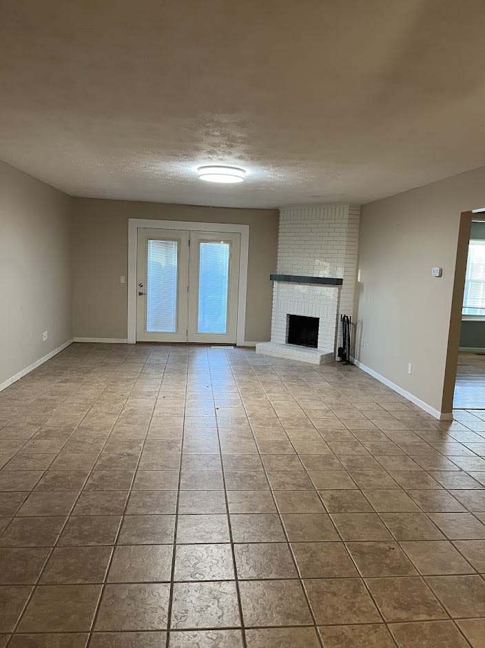 1546 Brookfield Lane 1546 – photo 4
